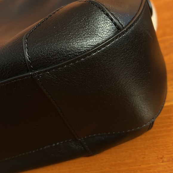 Fossil Hannah hobo-black leather in like new condition. - Picture 7 of 11